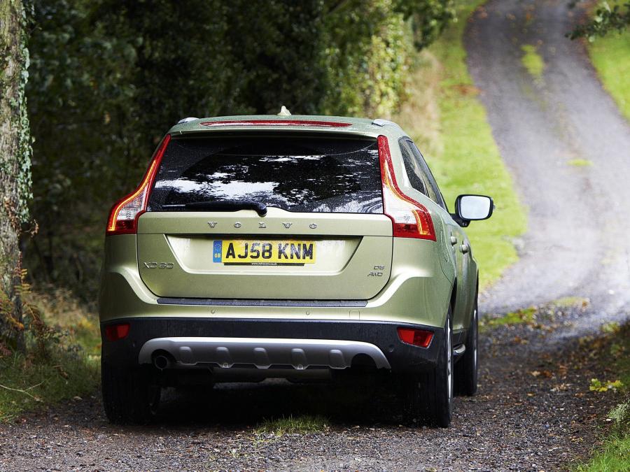  Volvo XC60 D5 2008 года  (UK) (фото 22 из 26)